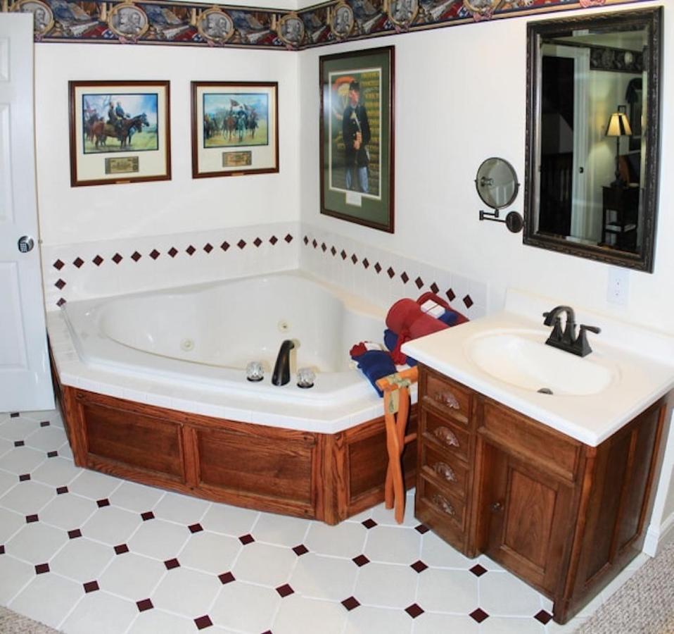 Rosberg House Bed and Breakfast Lindsborg Buitenkant foto